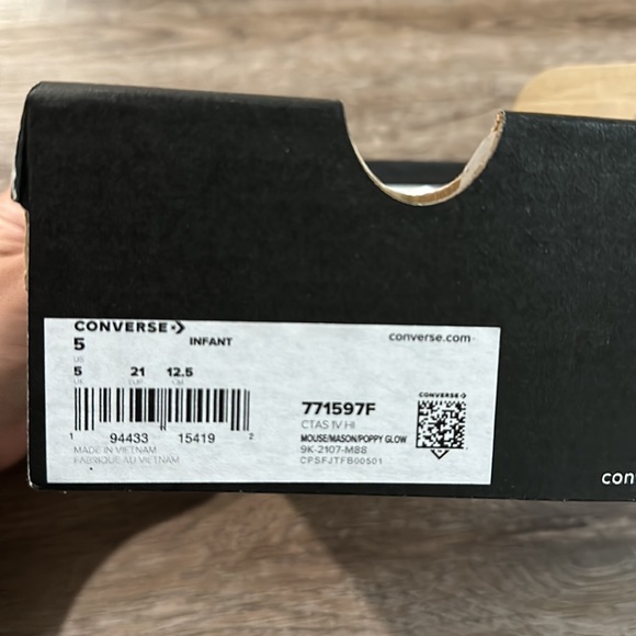 CONVERSE Toddler Boys High Tops Grey with Dinosaur Print Velcro and Elastic - Picture 3 of 4